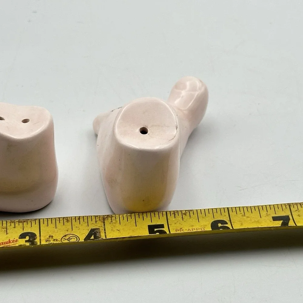 Walked my feet off at Atlantic‎ City, New Jersey Salt and Pepper Shaker Set